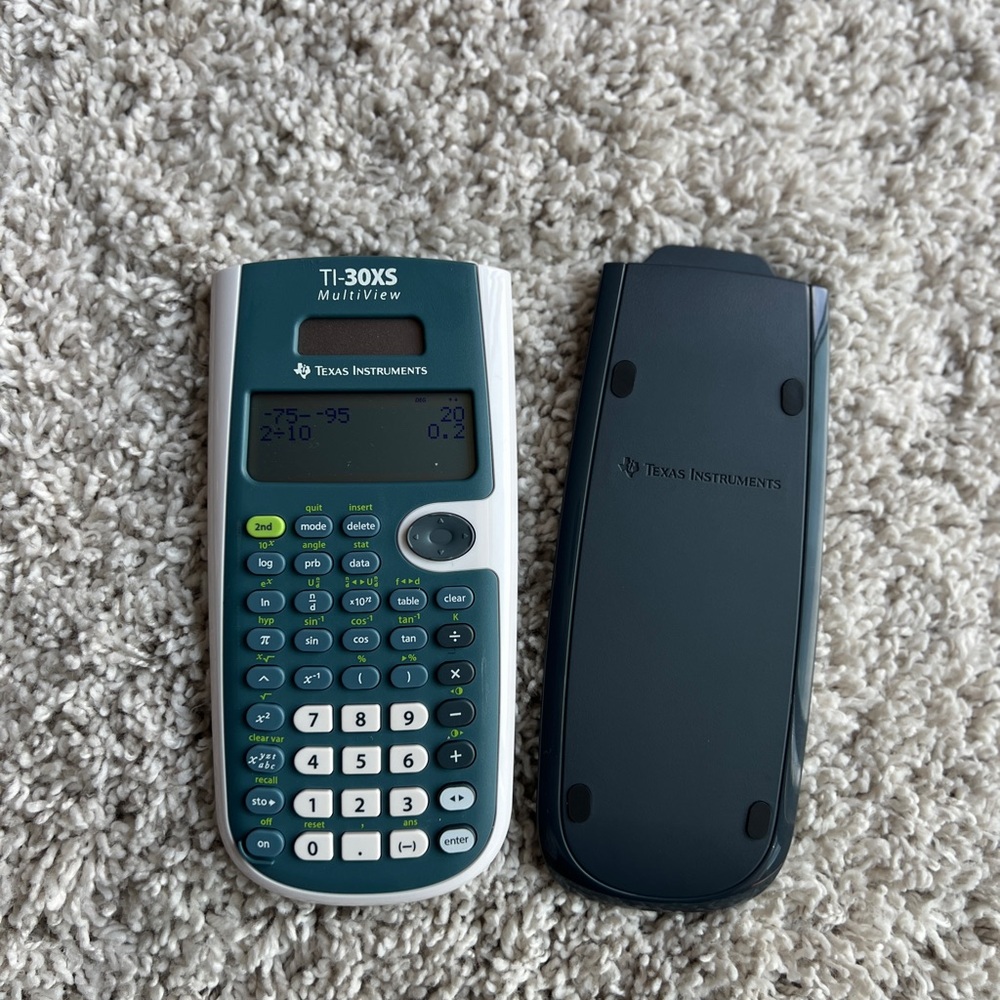 Texas Instruments Ti-30xs Multiview Calculator W Cover Working - Picture 2 of 2